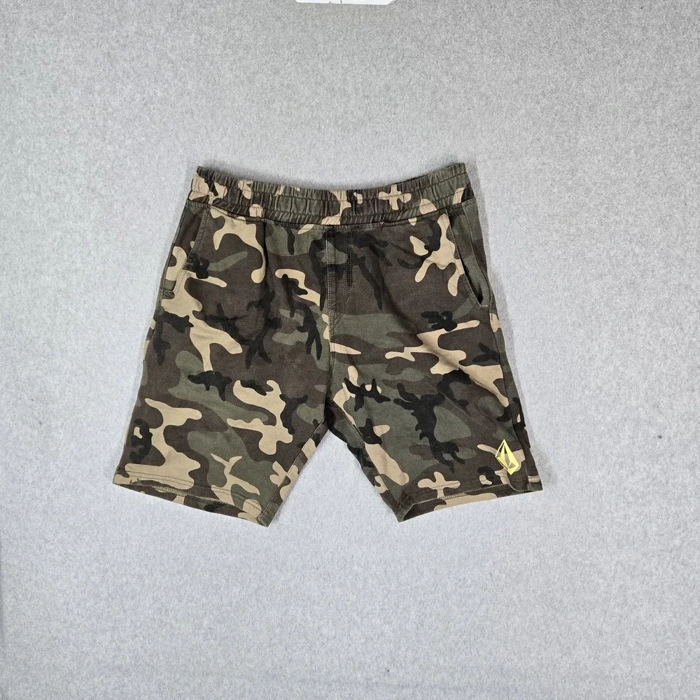 Volcom Men Activewear Shorts L Green Camo Sweats Fleece Pockets 10